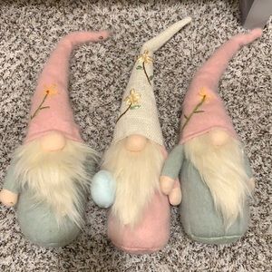 Spring gnomes